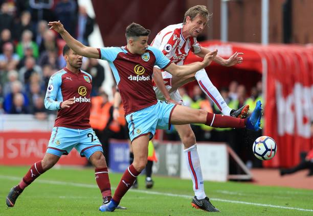 早期生活与 早期生活与